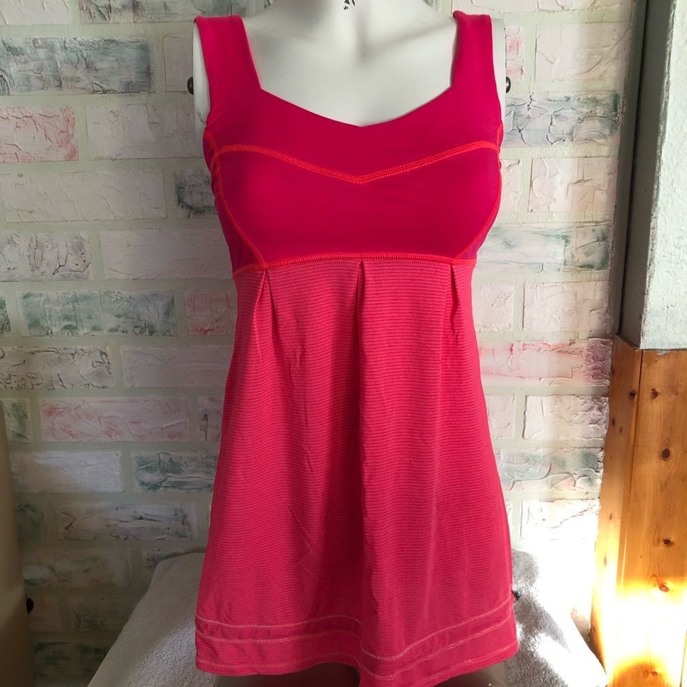 Lululemon tank top size 4